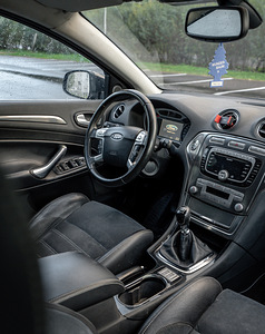 Ford Mondeo TITANIUM 2.0tdci (10 foto / 10)