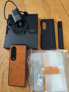 Samsung fold 4 12/256 GB (1 foto / 6)