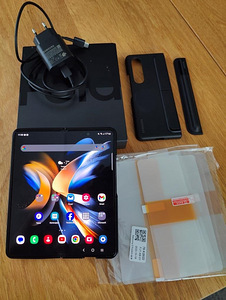 Samsung fold 4 12/256 GB (3 foto / 6)