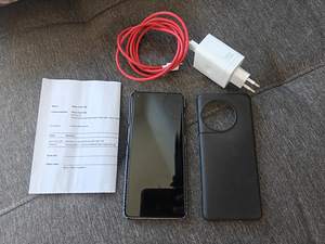 OnePlus 11 16/512Gb (1 фото из 5)