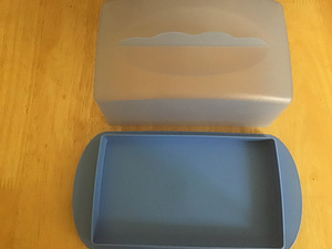 Tupperware для сыра или масла (2 фото из 4)