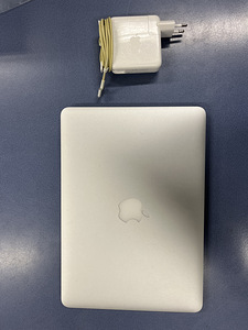 Apple MacBook Pro Retina 13" i5 2.7Ghz 8GB 128GB A1502 (3 foto / 3)