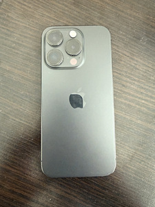 Apple iPhone 15 Pro 512GB Black Titanium (2 foto / 3)
