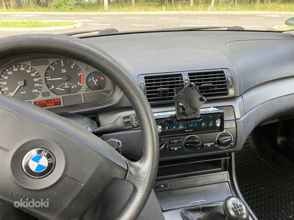 BMW 318d (фото #6)