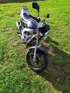 Suzuki GS 500 (4 foto / 6)