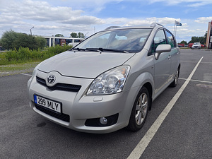Toyota Corolla Verso (1 foto / 9)