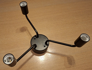 Laelamp Avery 3 x 60W (1 foto / 3)