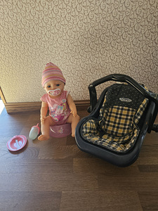 Baby born nukk