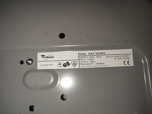 Grilliga mikrolaineahi Whirlpool MAX 18/AB/2 (3 foto / 3)