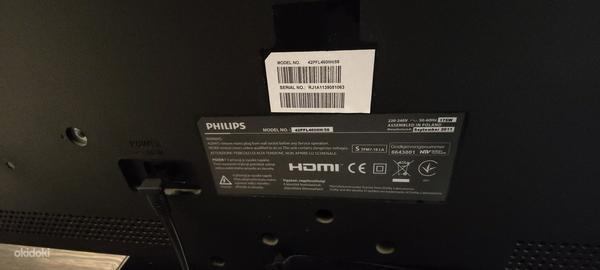 Телевизор Philips Full HD 42" TV LCD 1080p 42PFL4606H/58 (фото #8)