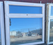 Деревянное окно с тройным стеклопакетом
