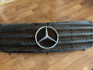 MB Vito grill (Радиаторная Решетка) (3 фото из 3)