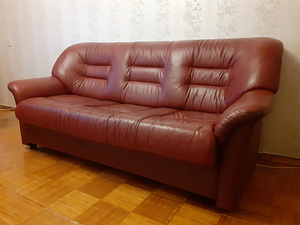 Nahkdviivani komplekt diivanvoodi + 2 tugitooli (1 foto / 5)