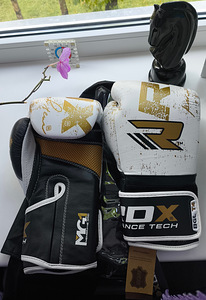 RDX T-4 Gold naturaalsest nahast poksikindad (2 foto / 2)