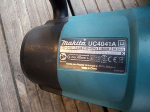 Elektrisaag Makita UC4041A (4 foto / 4)