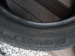 Suverehvid Barum Bravuris 3 245/45 r18 (4 foto / 5)