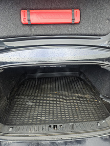Volvo S80 (9 foto / 13)