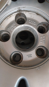 Audi 16'' veljed koos talverehvidega 205/55/R16 (8 foto / 8)