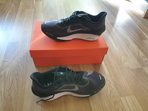 Jooksutossud Nike Zoom Fly 6 (1 foto / 2)