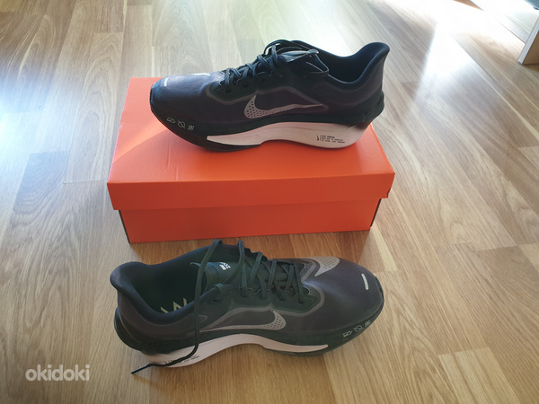 Jooksutossud Nike Zoom Fly 6