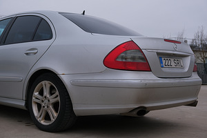 Mercedes-Benz E280 3.0 CDI W211 140kW (8 foto / 15)