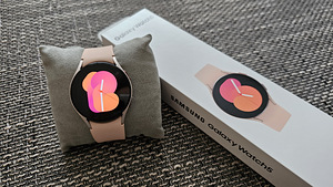 Samsung Galaxy Watch5 40mm LTE Pink Gold (1 foto / 8)