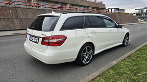 Mercedes-Benz E250CDI 4MATIC 150KW S212 (6 foto / 15)