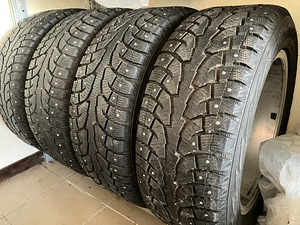 Зимние шипованные шины Hankook 255/55-18 (6 фото из 6)