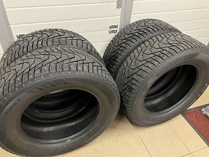 Naelrehvid Hankook i'Pike X 255/60 R18 (1 foto / 9)