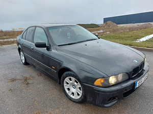 BMW 525 120kw 2003a atm (1 foto / 7)