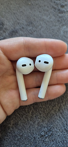 Наушники Apple первого поколения (6 фото из 6)