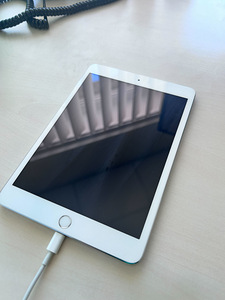 iPad Mini 3 16GB Wi-Fi (1 foto / 3)
