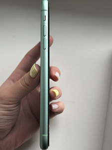 iPhone 11, зелёный/мятный, 128 ГБ (6 фото из 8)