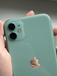 iPhone 11, зелёный/мятный, 128 ГБ (3 фото из 8)