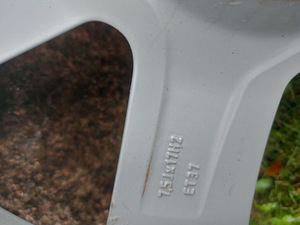 Audi 17" originaal veljed 5x112 + talverehvid 225/55/17 (5 foto / 6)