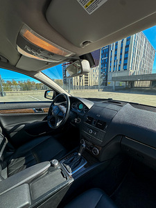 Mercedes Benz C220 2.1 125kw 2007 (5 foto / 14)