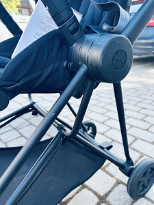 Cybex Mios jalutuskäru + adapterid + topsihoidja (8 foto / 10)