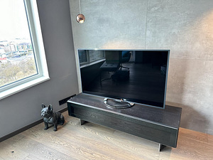 ТВ тумба BoConcept с ящиком (1 фото из 4)