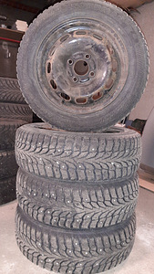 Ford Fiesta veljed talverehvidega (1 foto / 4)