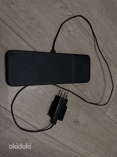 Samsung Trio, черный - Беспроводное зарядное устройство (фото #1)