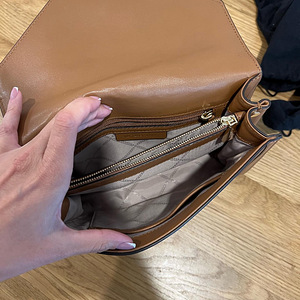 Michael Kors Whitney Large handbag (5 foto / 9)