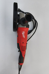 Milwaukee 230 отвертка (1 фото из 2)