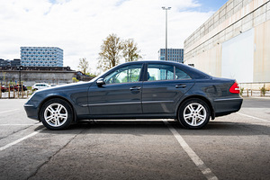Mercedes-Benz W211 E220 CDI 110kW - автомат (5 фото из 15)