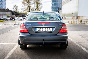 Mercedes-Benz W211 E220 CDI 110kW - автомат (7 фото из 15)