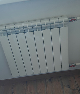 Müüa 2 alumiiniumist radiaatorit (2 foto / 2)