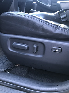 Toyota Rav4 2.2 diesel , automat (9 foto / 15)