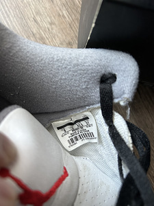 Air Jordan retro 3 Tinker NRG (6 foto / 10)