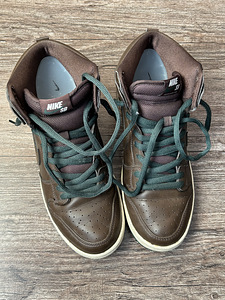 Nike SB Dunk High "Baroque Brown" (1 foto / 10)