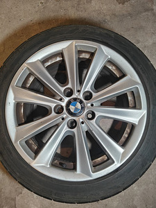 Диски BMW Style 236 17x8 с летними шинами (5 фото из 9)