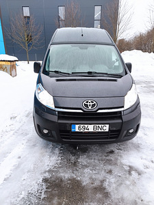 Toyota Proace (7 фото из 7)
